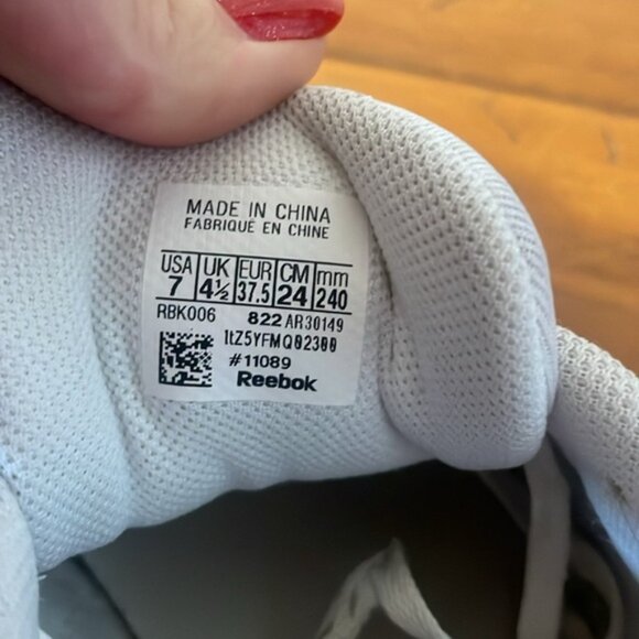 Reebok Court Advance Shoes White Leather Running Shoes - Picture 6 of 9